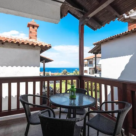 Nandias House Áfitos